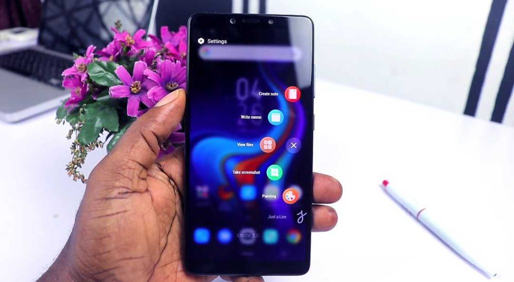 Infinix Note 6 AMOLED display