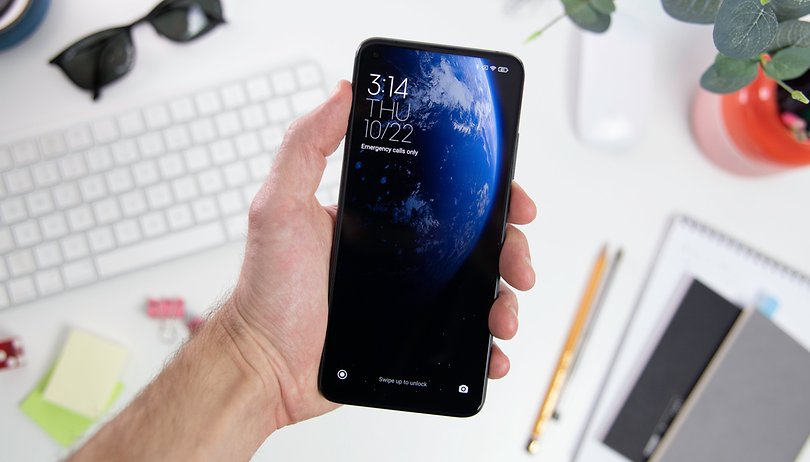 Xiaomi MIUI 12 super wallpapers on the Samsung Galaxy A51, and A52